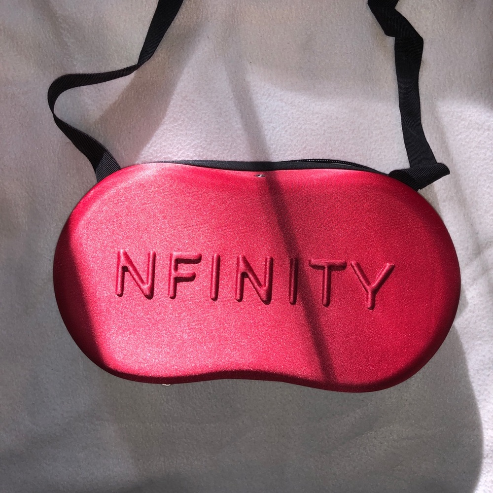 Nfinity cheer shoe case